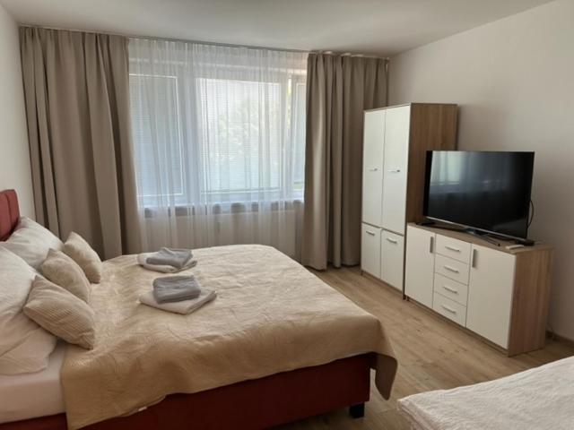 Sunny House Two Apartment Bratislava Ngoại thất bức ảnh